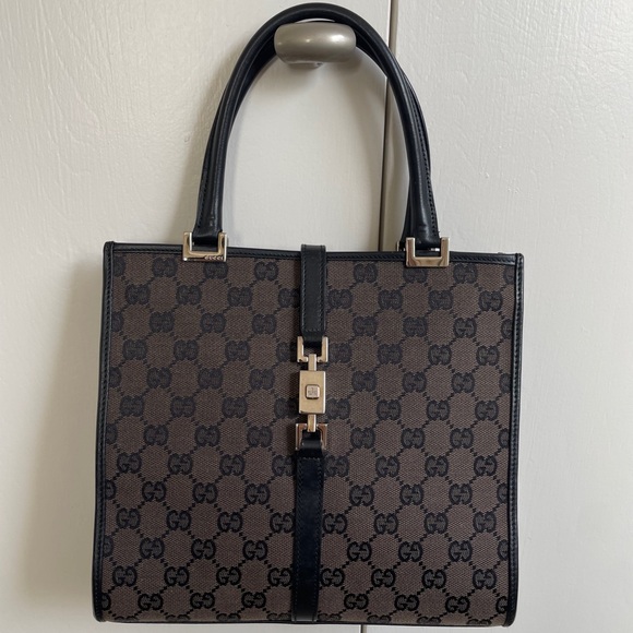 [SOLD] Authentic Gucci Jackie Tote Bag - EXCELLENT CONDITION - Picture 4 of 16